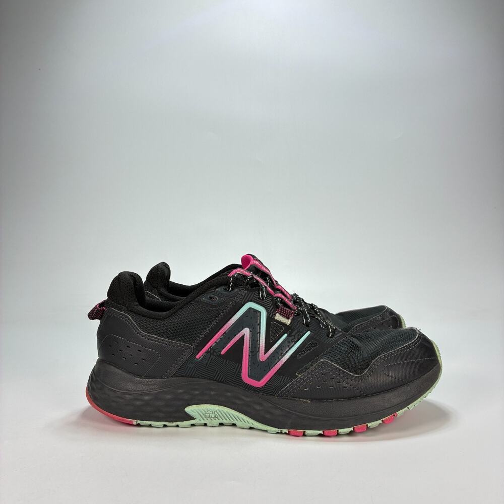 New Balance 410 V8 Black Bright Pink Trail Running Shoes WT410LC8 Womens Size 10